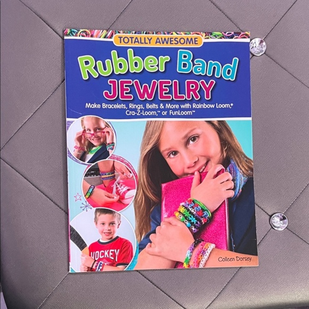 Colorful Rubber Band Jewelry Guide